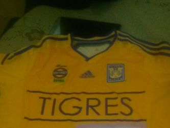 Camisa de TIGRES NUEVA.