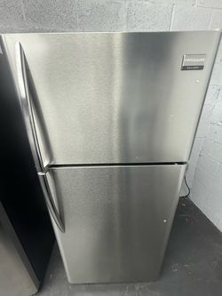 Frigidaire Top Freezer Refrigerator “36 ( Refrigeradores )