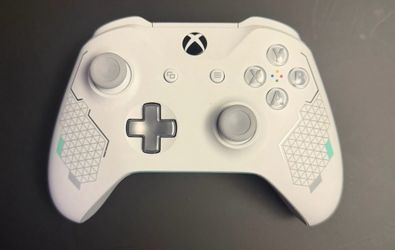 Xbox Wireless Controller Sport White Special Edition