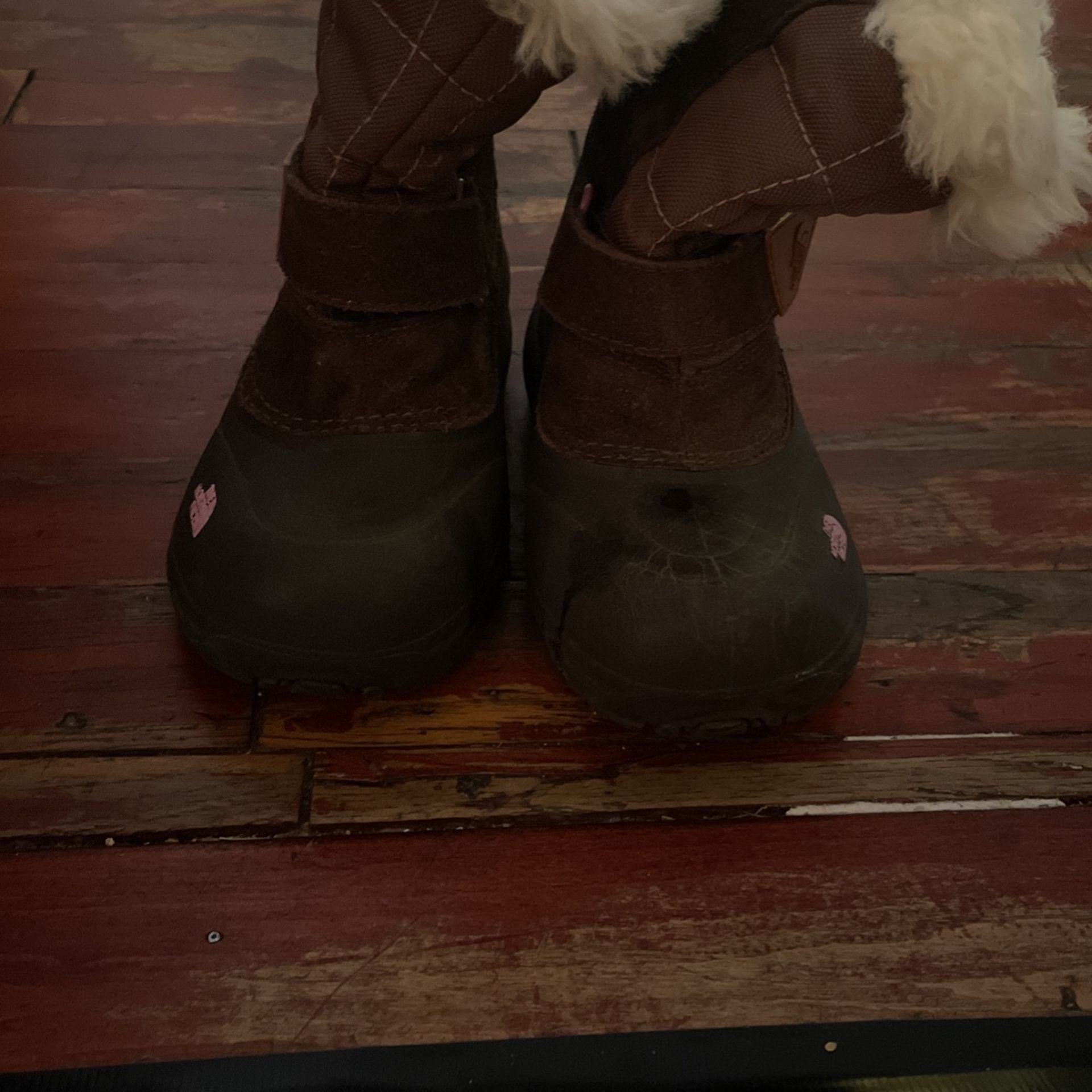 Snow Boots Size 9