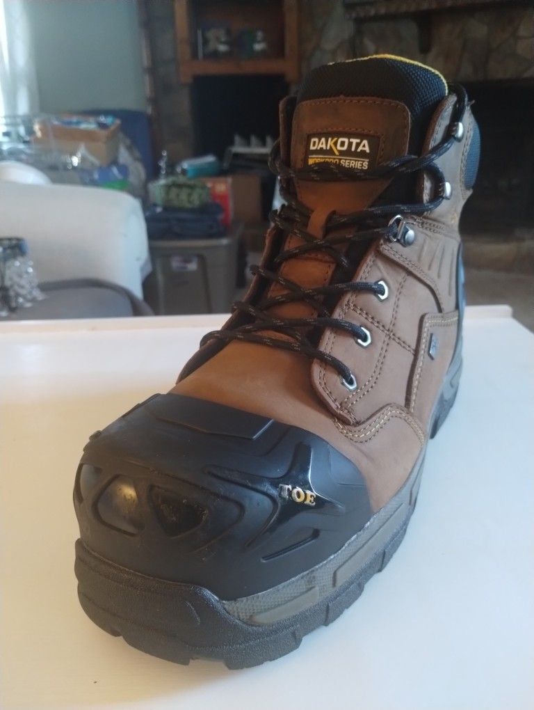 ( Size-13 ) Like New, T-max 600 Dakota Workpro Men's ICE FX 6 Inch Steel Toe Steel Plate X-Toe Work Boot#5ANBDK3-6611
One