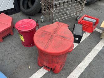 Oily Waste Can, Hands-Free, Self Close, Red (x2)