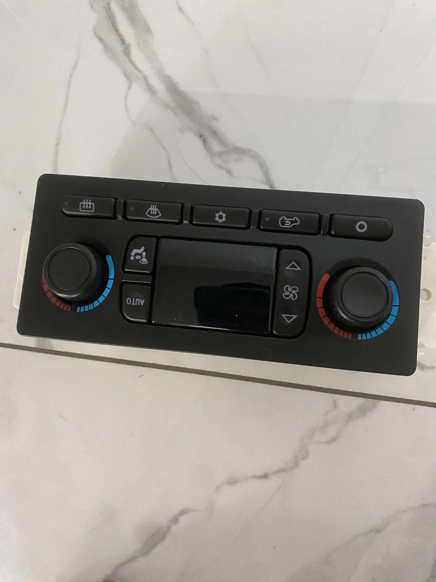 2002 - 2009 GM GMC Chevy Buick Oldsmobile Hvac Climate Control Unit w/ Screen