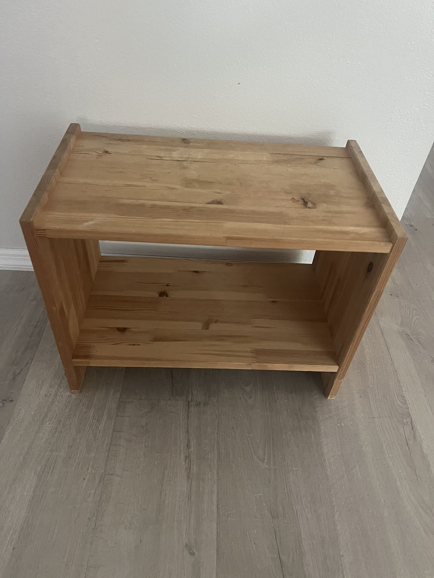 Side end wood table