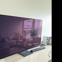Samsung OLED 77” 4k TV 144Hz refresh rate (2024 S90DD series)
