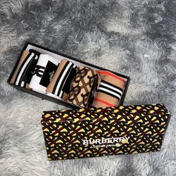 Burberry socks