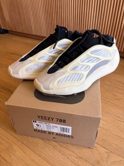Adidas yeezy 700 v3 azael 2019