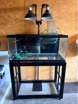 40 Gallon Aquarium w/ Stand, Fluval 110 Filter & Hygger Light - $120
