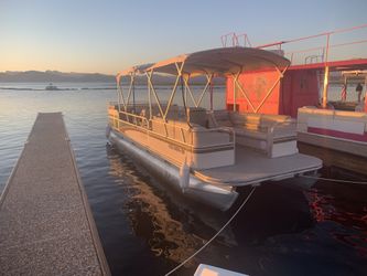 1999 Fisher Deluxe (24)ft NO WOOD ALL COMPOSITE