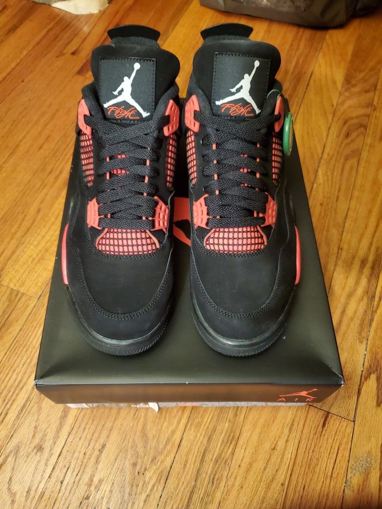 Jordan Retro 4 'Red Thunder'