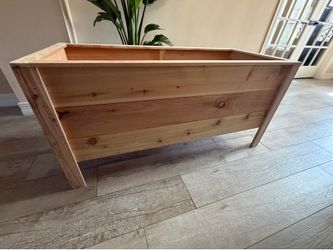 Handmade Cedar Raised Garden Planters