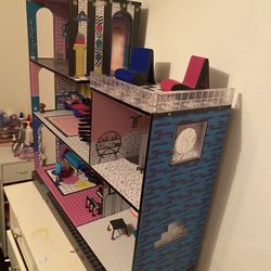Doll House
