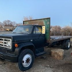 Flat Bed Truck