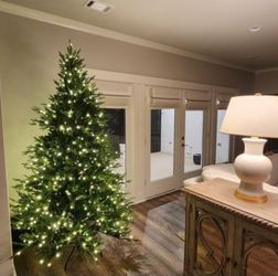 7.5 ft Christmas Trees (Costco & Home Depot) – Liquidation $199!Open-box/like-new. Limited stock.