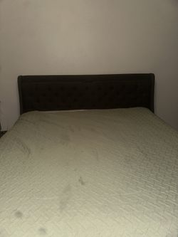 King bedframe