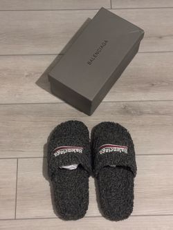 Balenci Grey Fur Slides