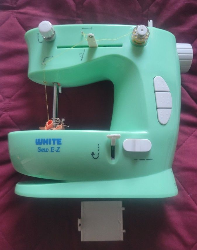 Sewing Machine. Small Portable. 