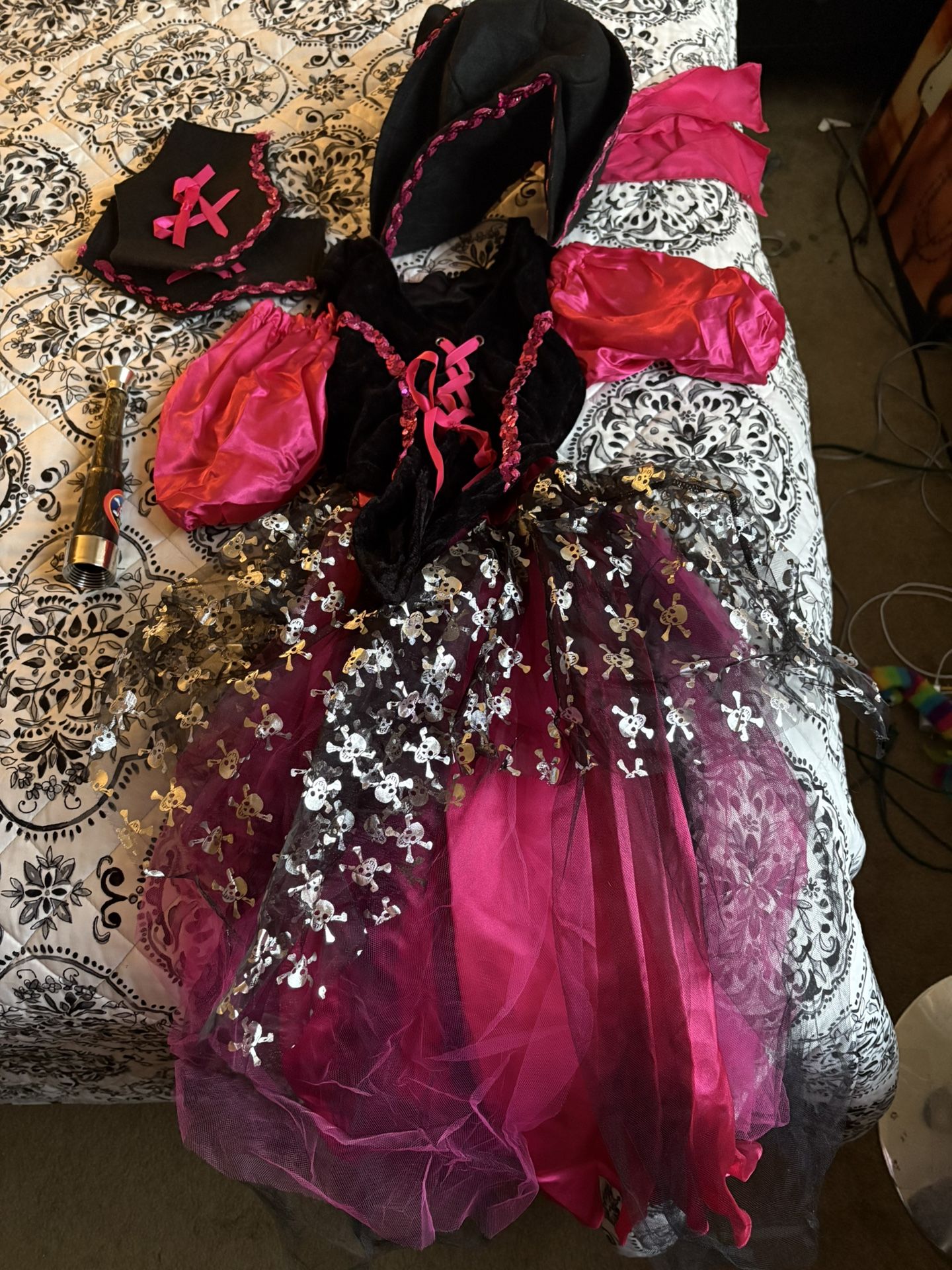 Girls Pirate costume Size 7
