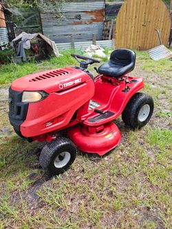 Troy-Bilt tractor