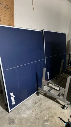Ping pong table