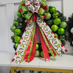 Christmas grinch wreath