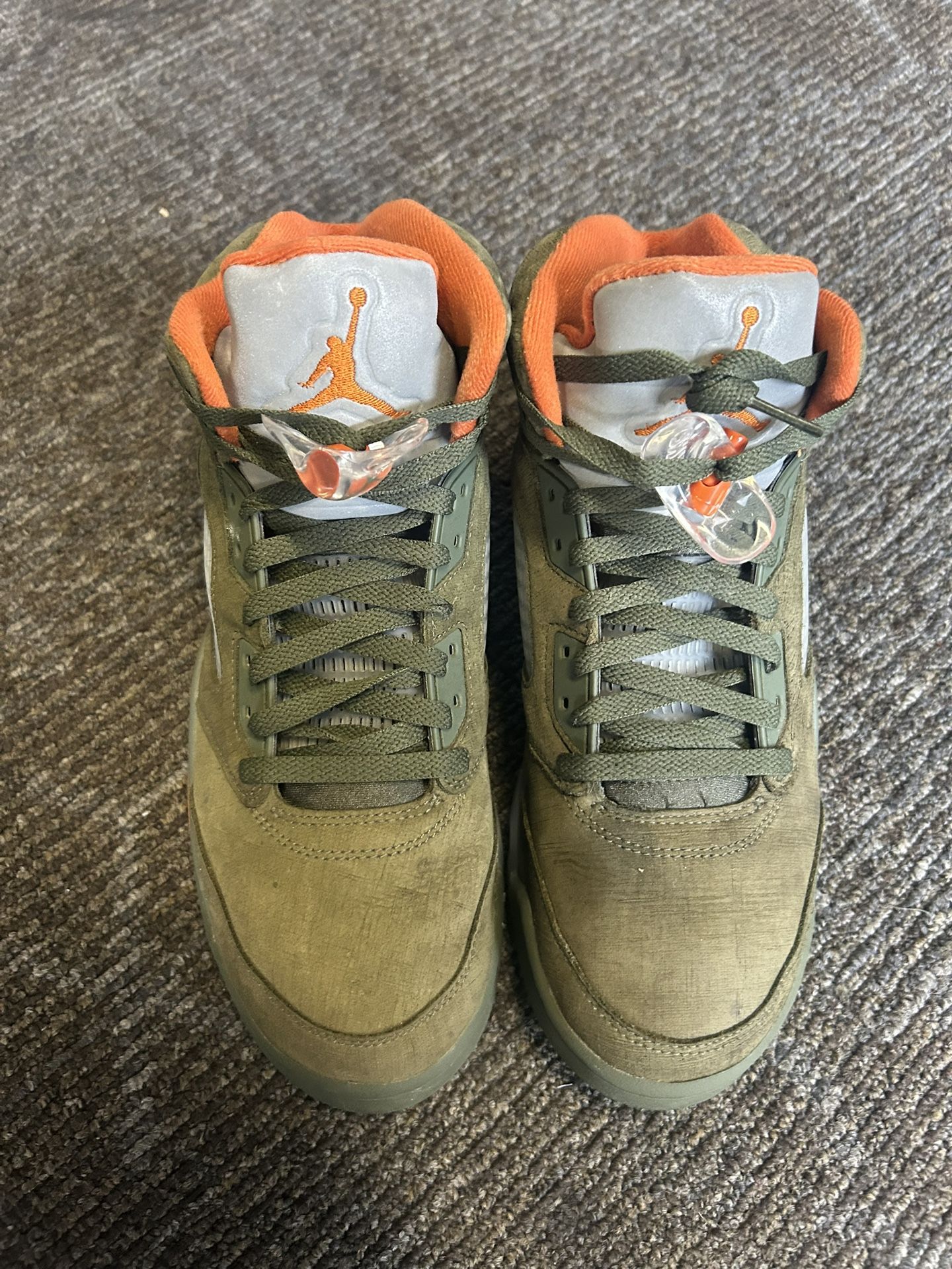 Jordan 5 Olive Size 9.5 Read Description