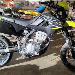 2023 Kawasaki KLX300 Supermoto