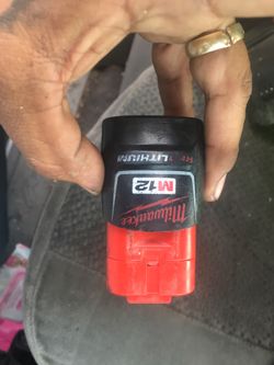 Milwaukee M12 lithium battery
