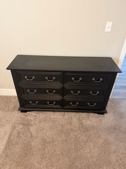 Black 6-Drawer Wood Dresser