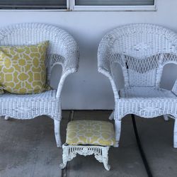 Wicker Chairs With Foot Stool 