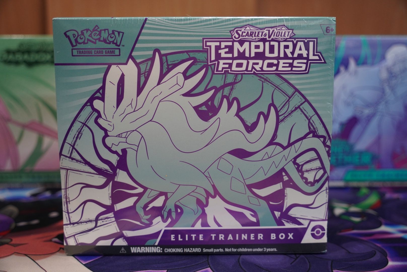Pokemon Temporal Forces Elite Trainer Box