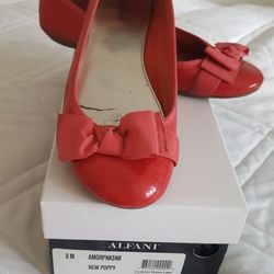 Womens Flats Size 8