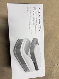 Williams Sonoma Vegetable Chopper