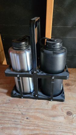 Two 64oz stainless steel insulated containers with collapsible carry tote.  $40 price is firm