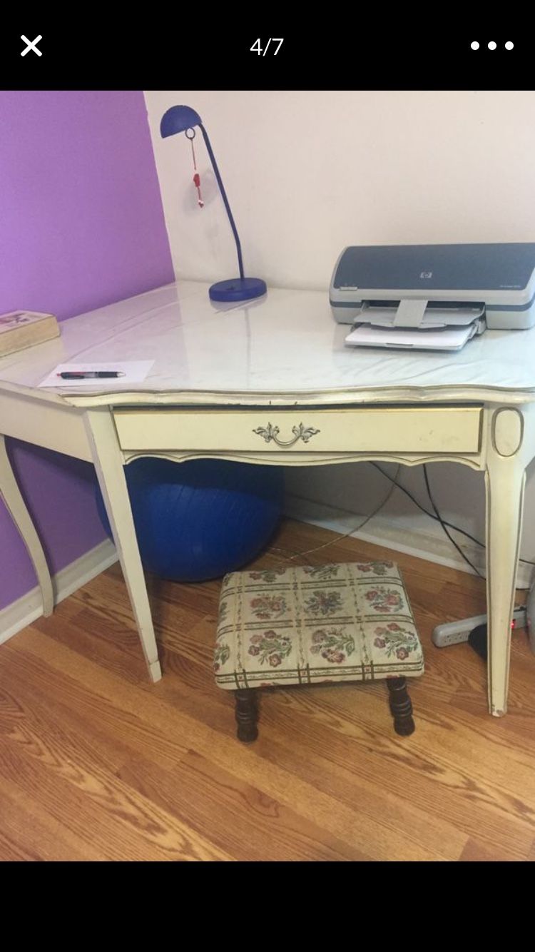 Antique Dixie French Provincial Desk