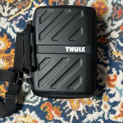THULE Hard Case Laptop Bag 