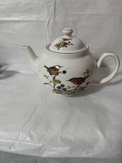 Ceramic Teapot with Bird and Berry Design