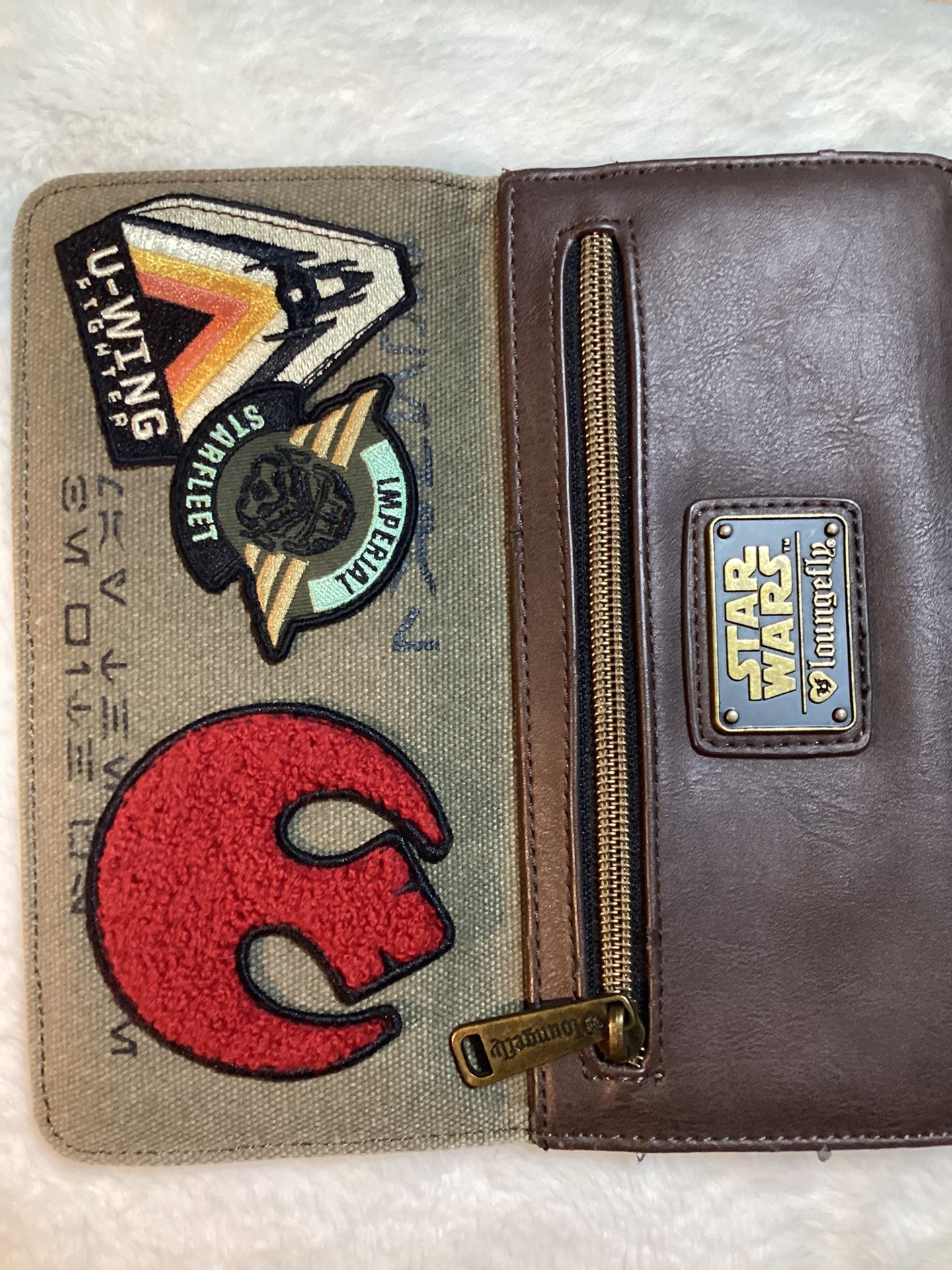 Star Wars Loungefly Starfleet U-Wing Fighter OG Heart Logo Wallet