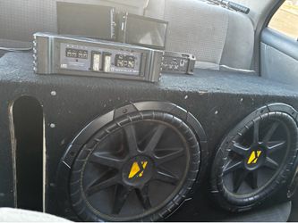 Kicker 12s in the box with amp