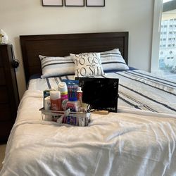 Queen Bed With Storage And Dresser