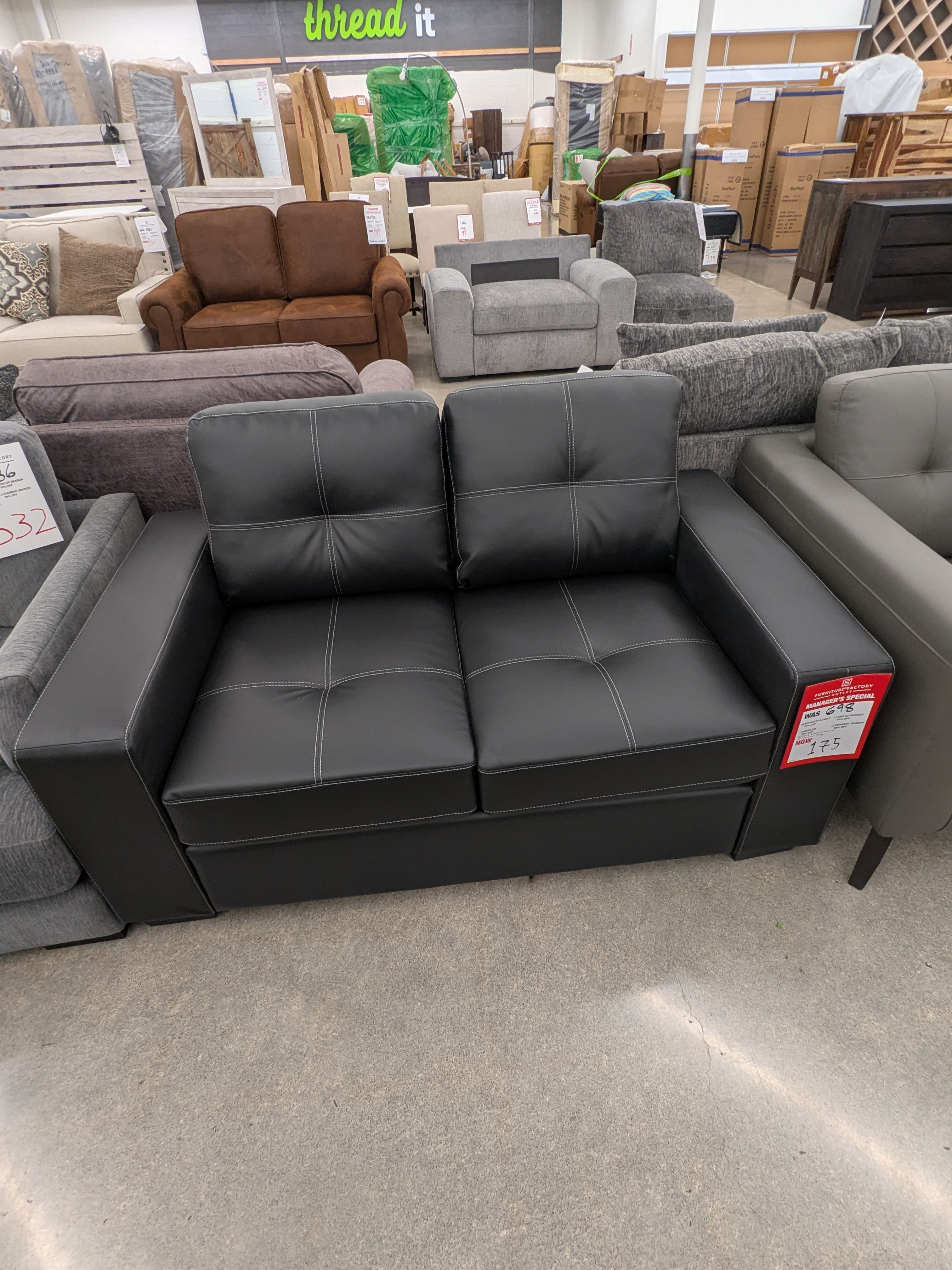 Henley Black Loveseat