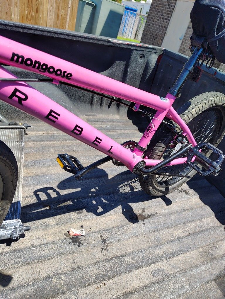 BMX MONGOOSE