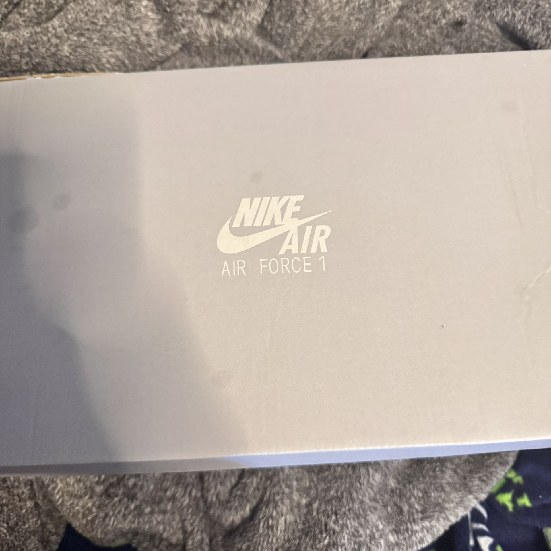 Air Forces 8.5 Mens