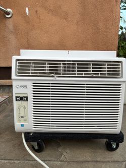 Window Air Conditioner, Commercial Cool brand, 10,00 BTU. Dimensions are 19” W x 14.5” H