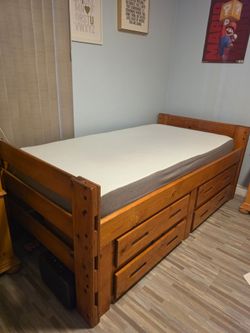 Twin frame