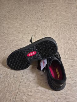 Brand new size 7 black