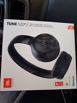 JBL TUNE 520BT