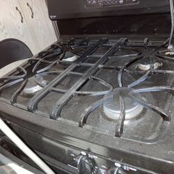 Range, Washing Machine And Microwave