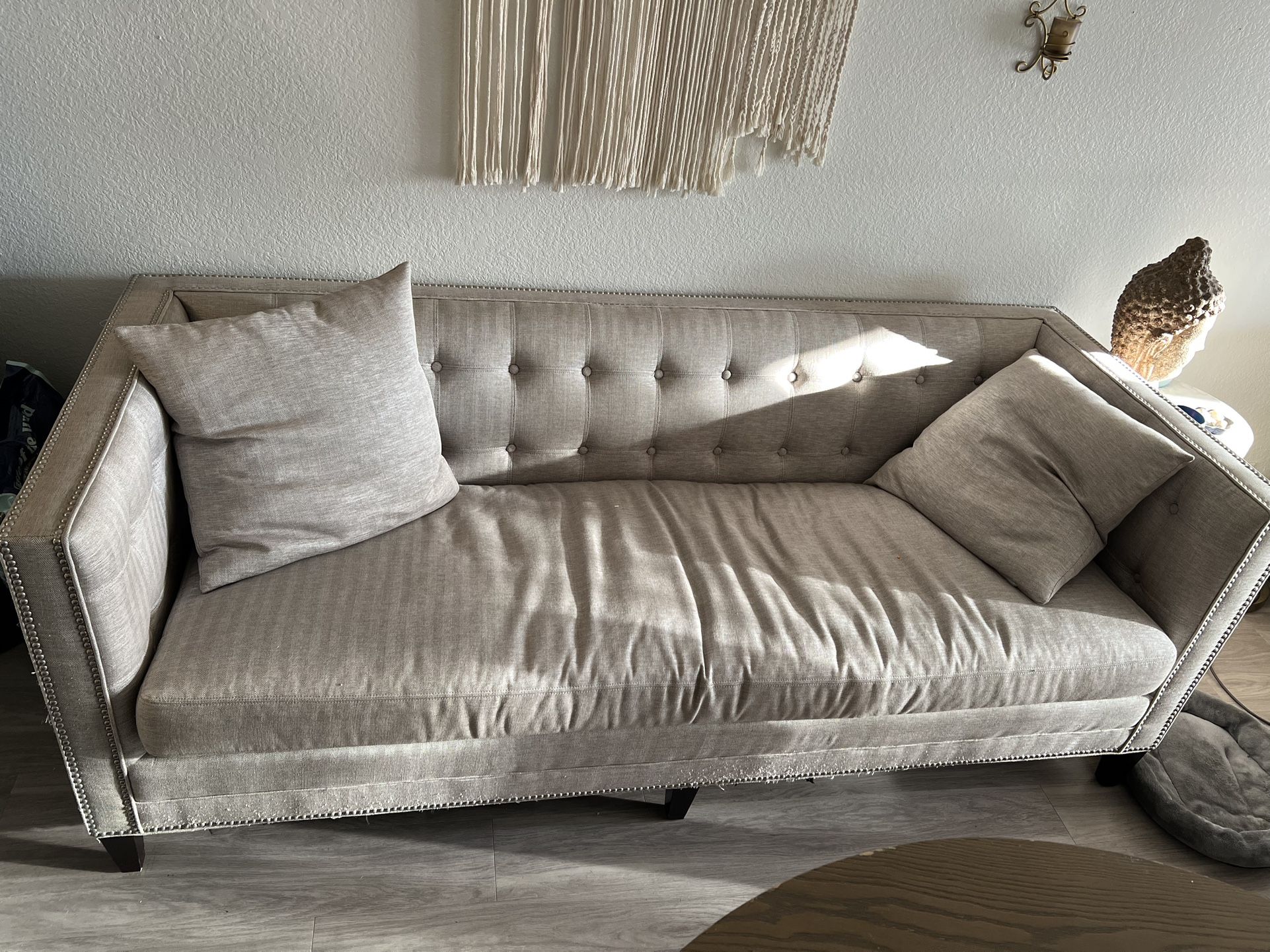 Jerome’s Furniture Couch