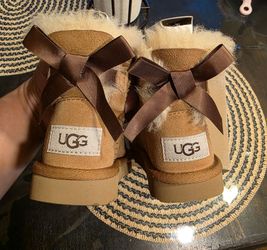 Toddler  UGG ankle boots